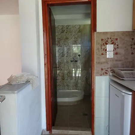 House Anna Houhlia *