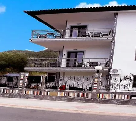 House Anna Houhlia Apartment