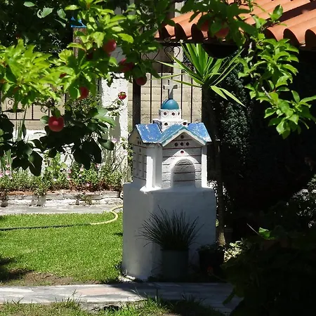 Apartment House Anna Houhlia