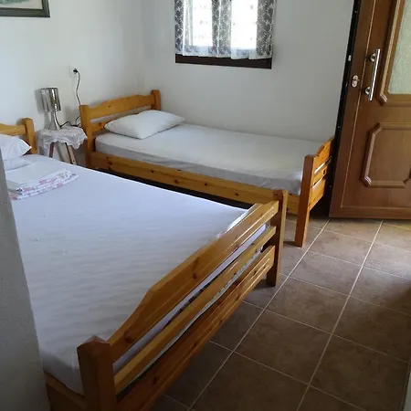 Apartment House Anna Houhlia