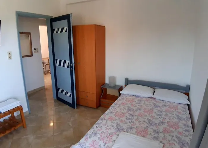Appartement House Anna Houhlia *