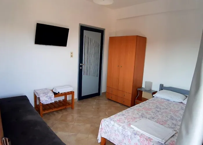 House Anna Houhlia