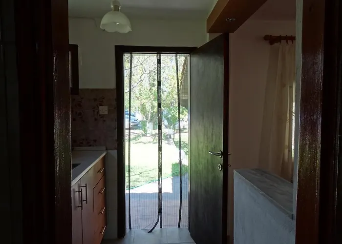Appartement House Anna Houhlia *