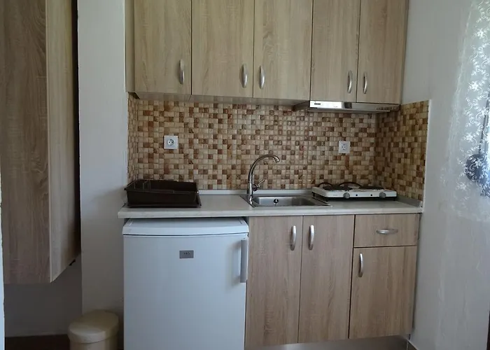 House Anna Houhlia *
